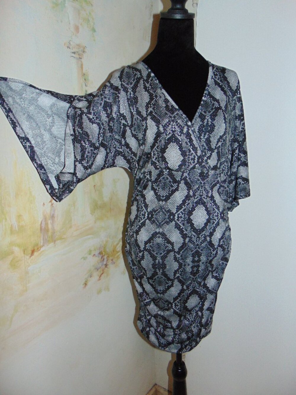 VENUS Python Print Silver Metallic Bodycon Knit V Neck Dolman Stretchy Dress M